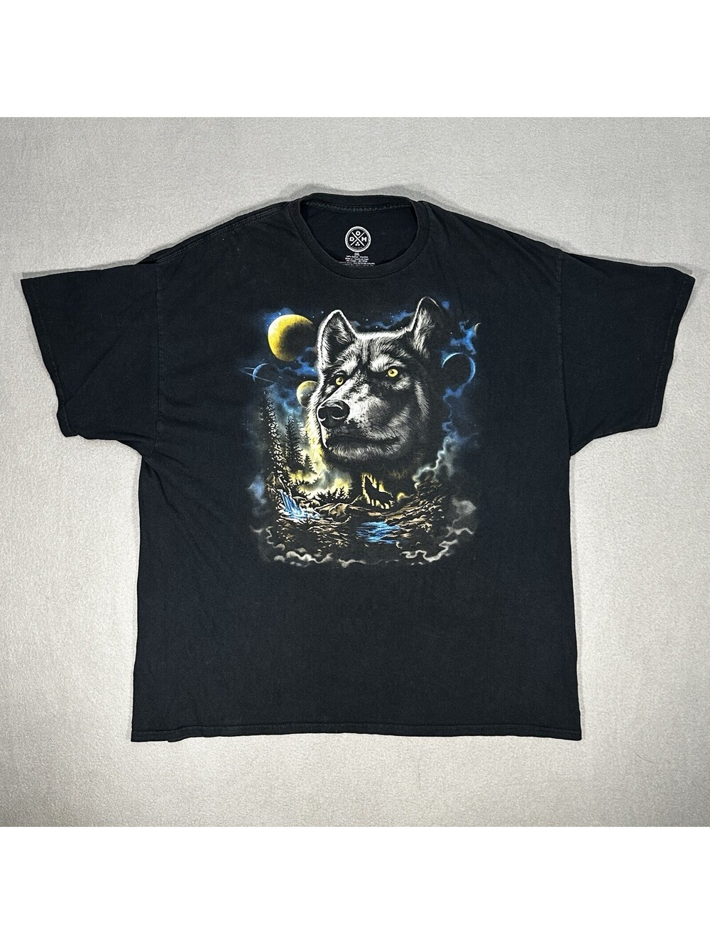 Dom Wolf Shirt Mens 2XL Black Howling Wolf Moon Graphic T-Shirt Cotton Hole